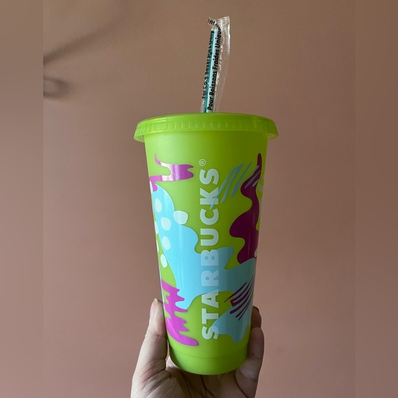 NEW! Starbucks Summer 2024 UV Color Changing Reusable Cold Cup With Straw 24 oz - Picture 2 of 8